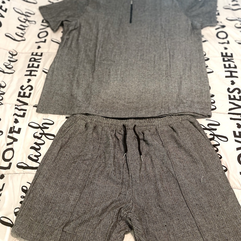 Men’s shorts set and leisure shorts